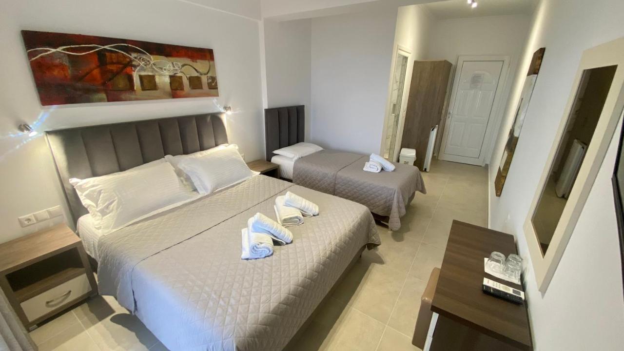 Vangjelis Hotel Химара Экстерьер фото